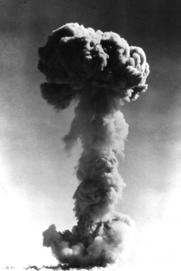 1964年中国第一颗原子弹爆炸成功
