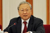 全国人大常委会副委员长路甬祥主持会议