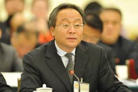 财政部副部长张少春回答问题
