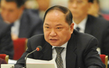全国人大常委会委员严以新提问