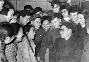 蒋南翔：政治挂帅 开创“新清华”