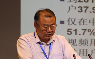 东北大学教授， CERNET专家委员会委员  王兴伟
